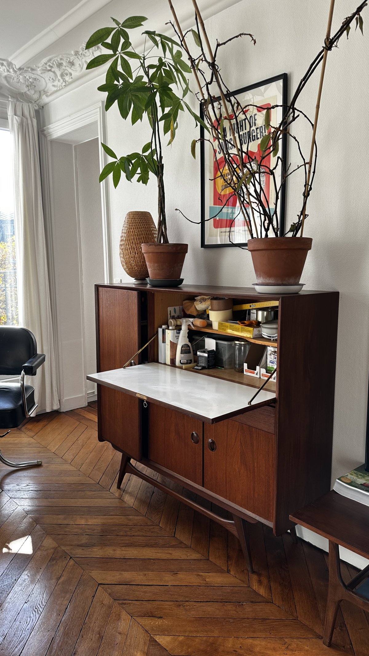 Secrétaire scandinave en bois de noyer